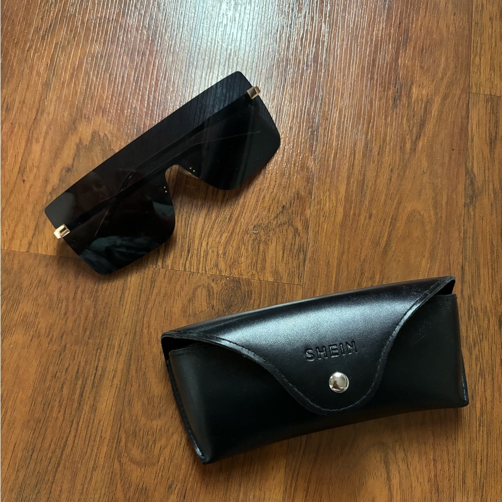 Sunnies!